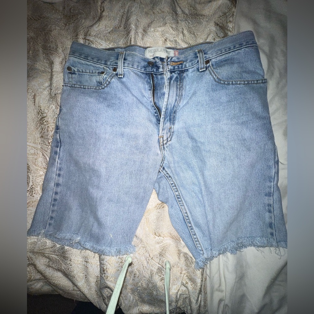 Unisex Levis shorts